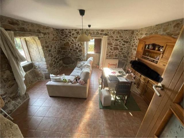 Casa con terreno en venta en Silleda photo 0