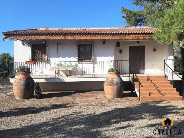 Chalet en venta en Quesada, Quesada photo 0