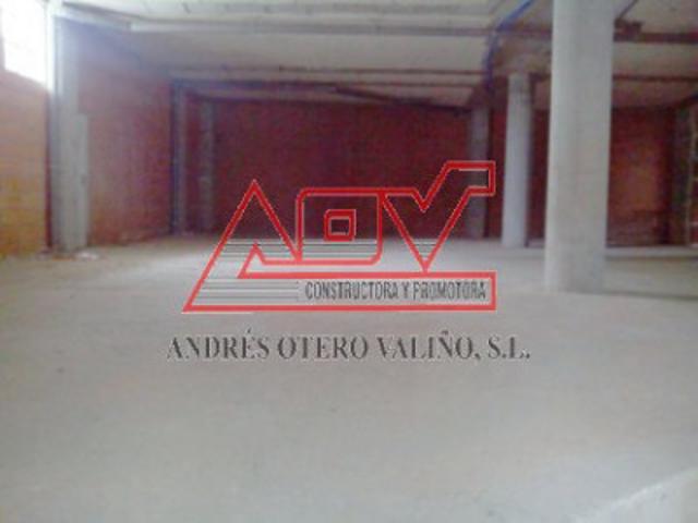 Local comercial en venta en Ferrol, Santa Marina photo 0