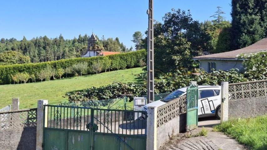 Adosada en venta en Culleredo, Castelo photo 0