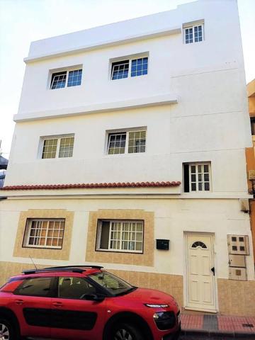 Edificio en venta en Telde photo 0