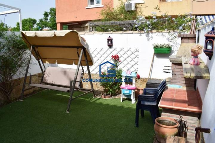 Adosada en venta en Puerto Real, Las Canteras photo 0