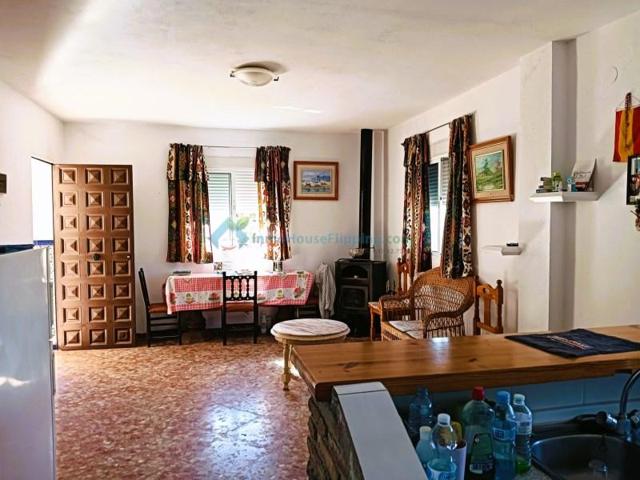 Casa con terreno en venta en Pizarra photo 0