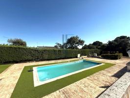 Chalet en venta en Villa del Prado photo 0