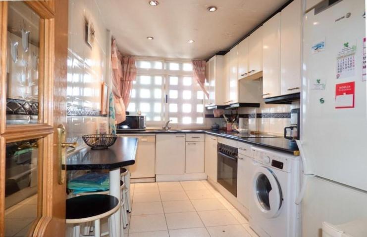 Piso en venta en Móstoles, 028934 photo 0