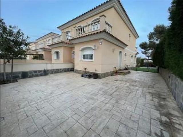 Chalet en venta en Mont-roig del Camp, Casalot photo 0