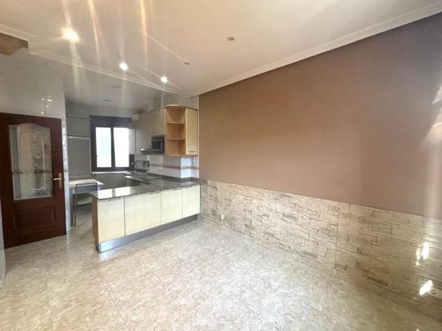 Piso en venta en Bilbao, Recalde photo 0