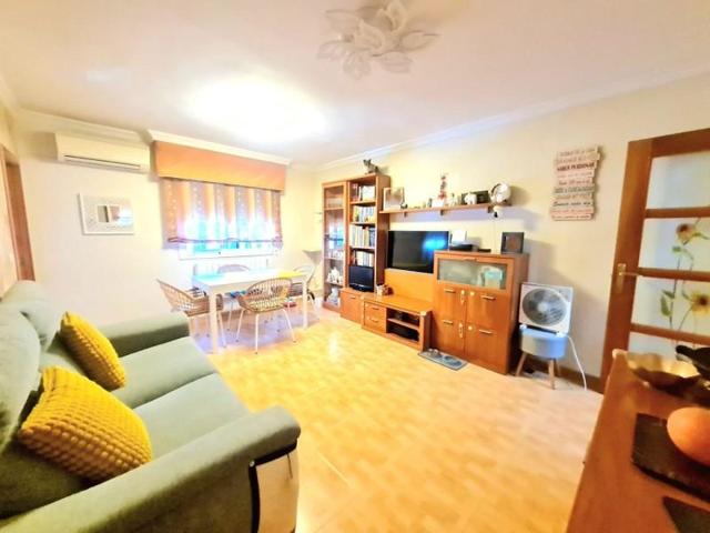 Piso en venta en Coslada, Valleaguado photo 0