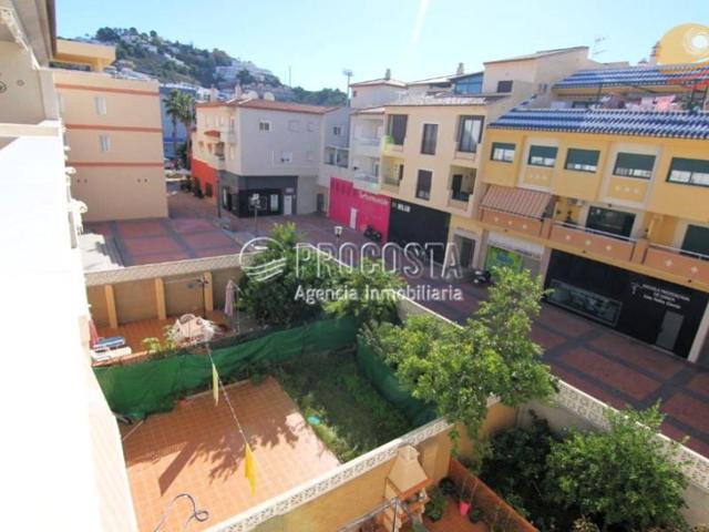 Piso en venta en Almuñécar photo 0