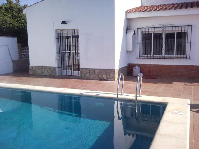 Chalet en venta en Chiclana de la Frontera, Mayorazgo photo 0