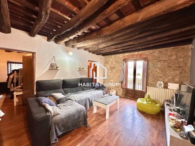 Chalet en venta en Anglès photo 0