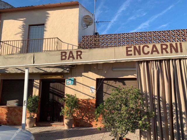 Local comercial en venta en Martos, Martos photo 0