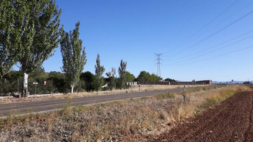 Chalet en venta en Meco, Meco photo 0