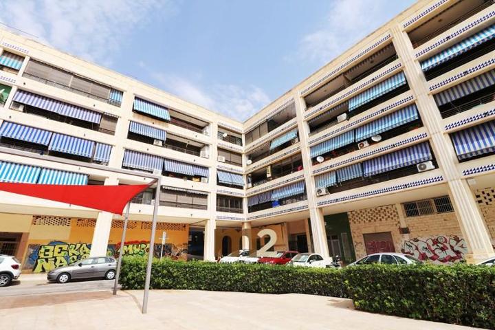 Apartamento en venta en Guardamar del Segura, Plaza Porticada photo 0