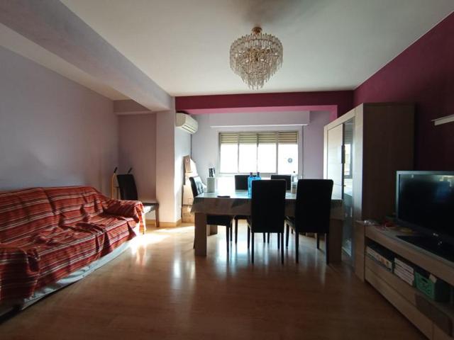 Piso en venta en Zaragoza photo 0