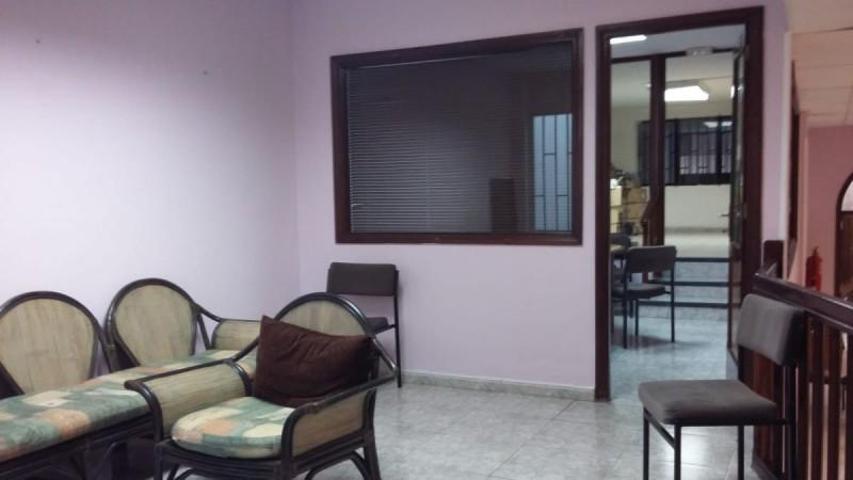 Local comercial en venta en Santa Cruz de Tenerife, Santa Cruz De Tenerife photo 0