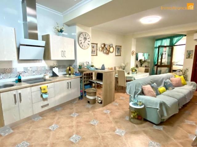 Edificio en venta en Morón de la Frontera, Puerta Sevilla photo 0