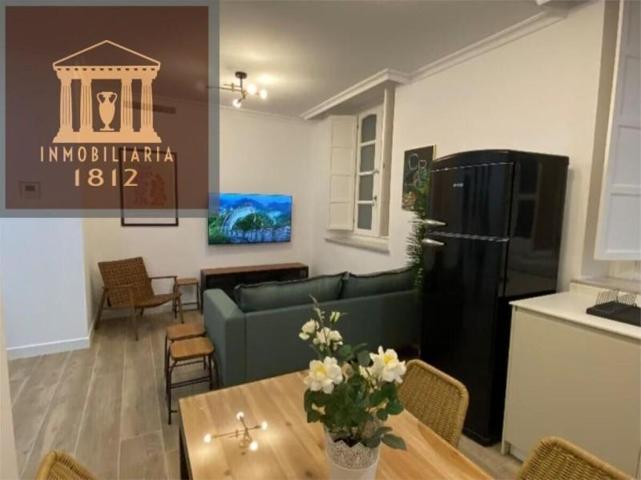 Piso en venta en Cádiz photo 0