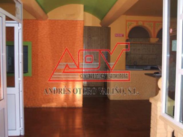 Local comercial en venta en Narón, Castro photo 0