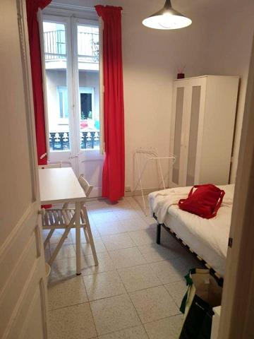 Piso en venta en Barcelona, Barcelona photo 0