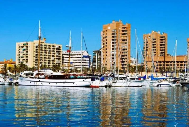 Apartamento en venta en Fuengirola, Fuengirola photo 0