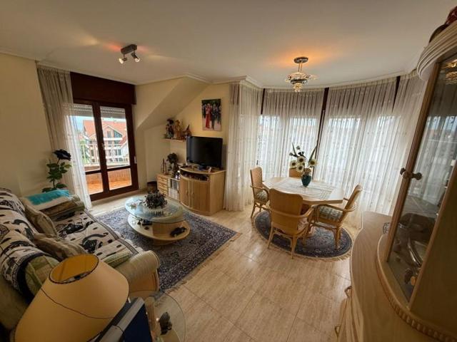 Piso en venta en Noja, Noja photo 0