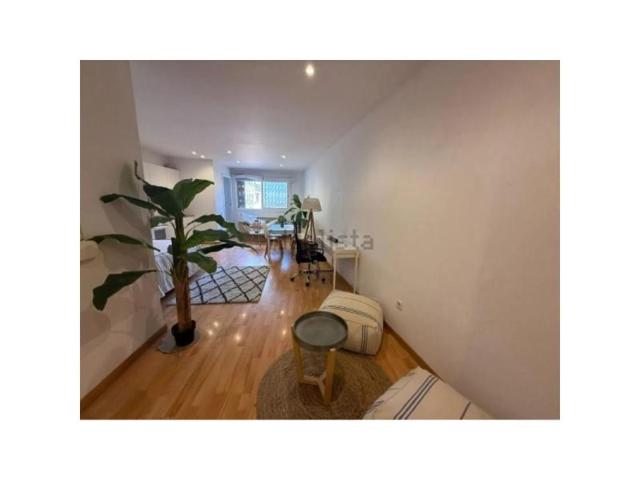 Piso en venta en Barcelona photo 0