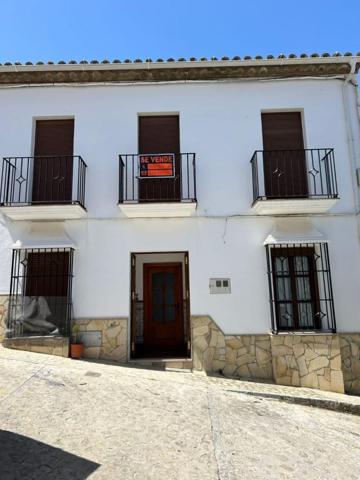 Casa en venta en Zahara de la Sierra, Centro photo 0