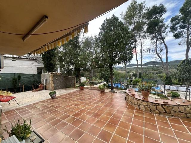 Chalet en venta en Alfara de la Baronia, Alfara de la Baronia photo 0