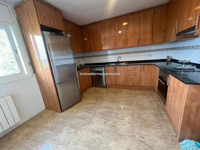 Casa en venta en Tordera photo 0