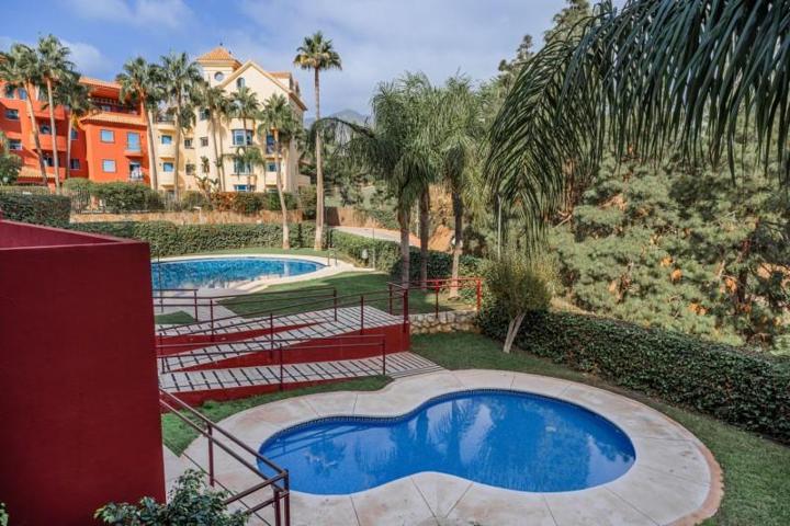Apartamento en venta en Benalmádena, Torrequebrada photo 0
