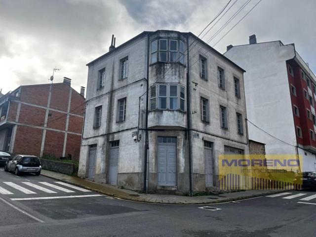 Casa con terreno en venta en Sarria photo 0