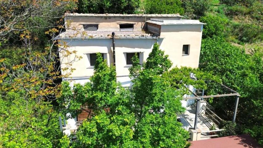 Chalet en venta en Carataunas, Poligonos photo 0