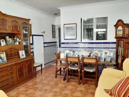 Casa en venta en Valdepeñas, Subcentro photo 0