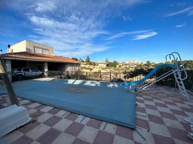 Casa con terreno en venta en Crevillent, San Antonio de la Florida photo 0