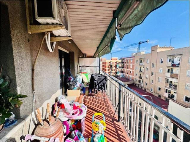 Piso en venta en Barcelona, Porta photo 0