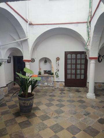 Casa en venta en Arcos de la Frontera, Casco Antiguo photo 0