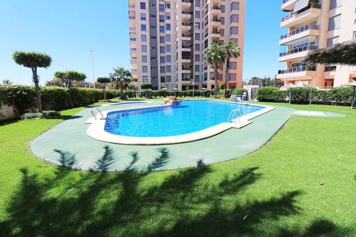 Apartamento en venta en Guardamar del Segura, Puerto Deportivo photo 0