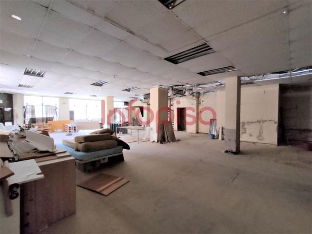 Local comercial en venta en Valdepeñas, Seis de Junio photo 0