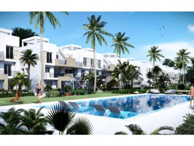 Apartamento en venta en Guardamar del Segura photo 0