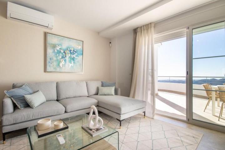 Apartamento en venta en Istán, Costa del Sol photo 0