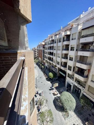 Piso en venta en Jaén, Centro photo 0