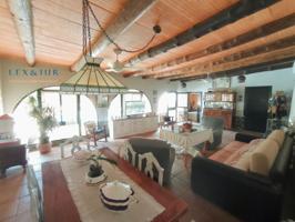 Chalet en venta en Alcalá de Guadaira, Alcala De Guadaira photo 0