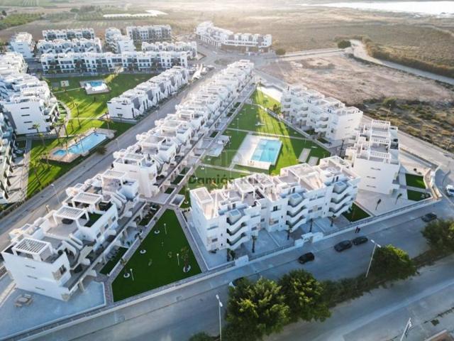 Piso en venta en Guardamar del Segura, Urb. El Raso - Urb. Royal Park II - Fase I photo 0