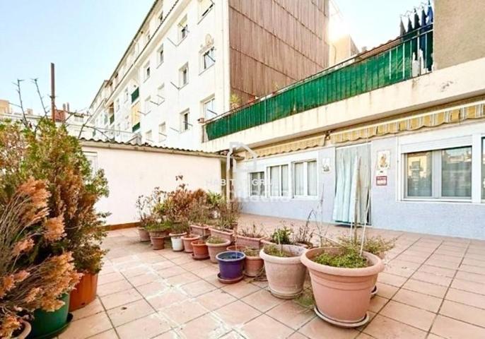 Piso en venta en Vic photo 0