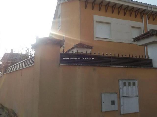 Chalet en venta en Talavera de la Reina, Talaverilla photo 0