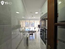 Piso en venta en Pasaia, Pasaia photo 0