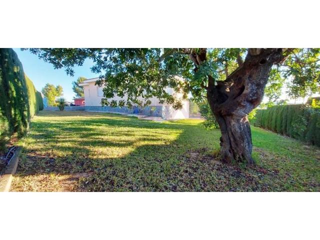 Chalet en venta en Montserrat photo 0