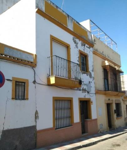 Chalet en venta en Tomares, Polig.El Manchon photo 0
