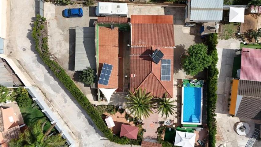 Chalet en venta en Llíria, Urb. Jardín de Lauro photo 0